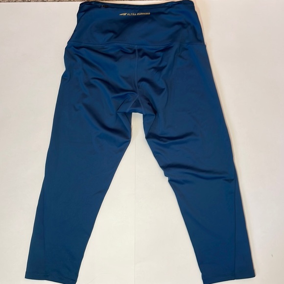 Altra blue crop running tights size S - Picture 6 of 9